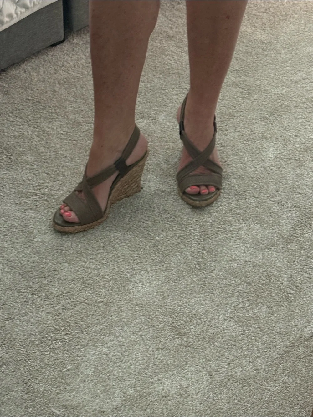 Banana Republic Olive Green/Brown Crisscross Wedge Sandals